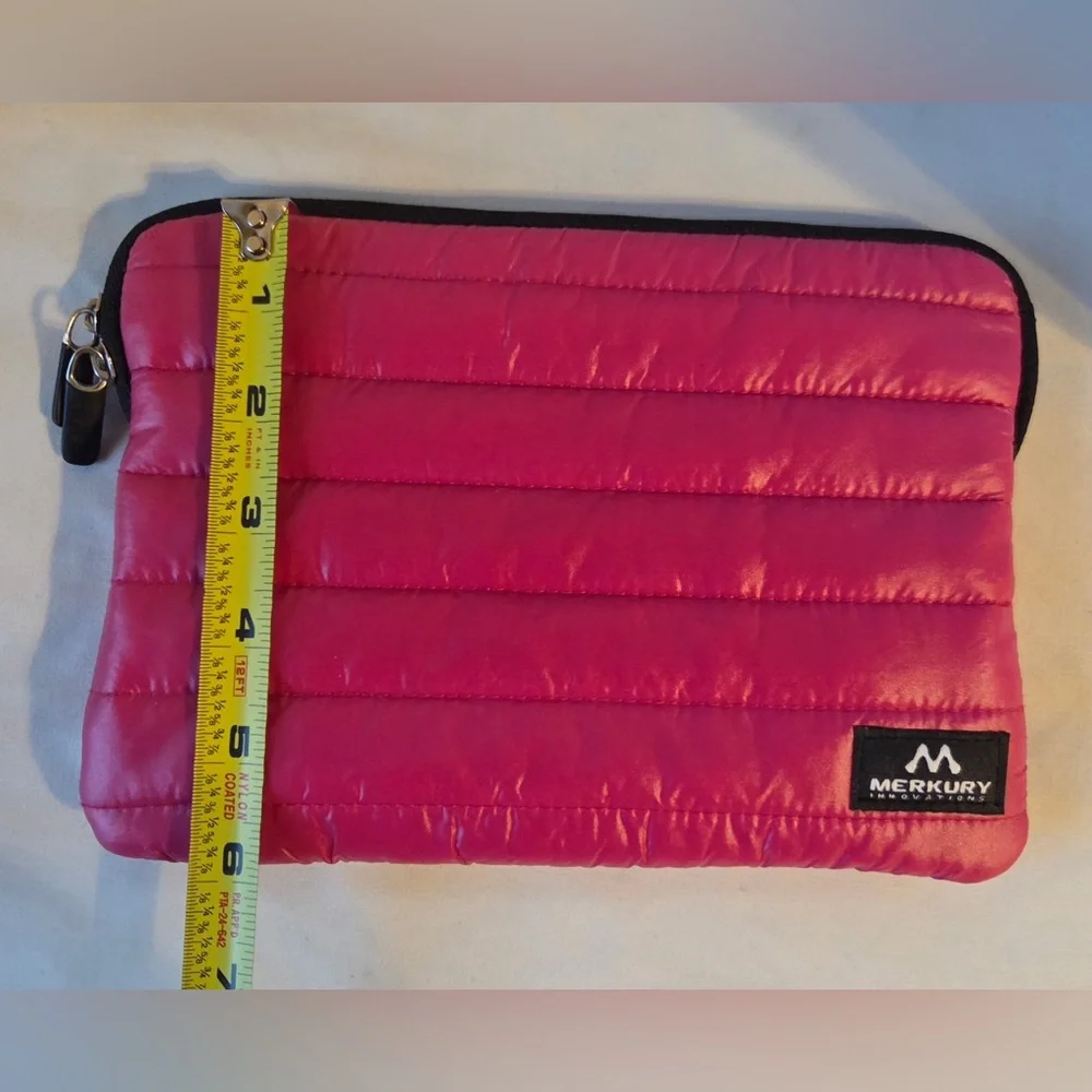 Merkury Innovations Pink Puffer Laptop Case Sleeve Case